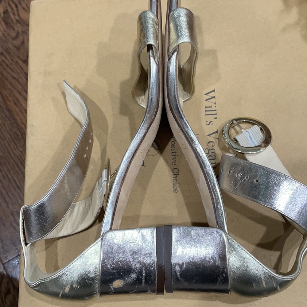 Jimmy choo size 37 gold 2 inch heel sandals - Picture 4 of 5